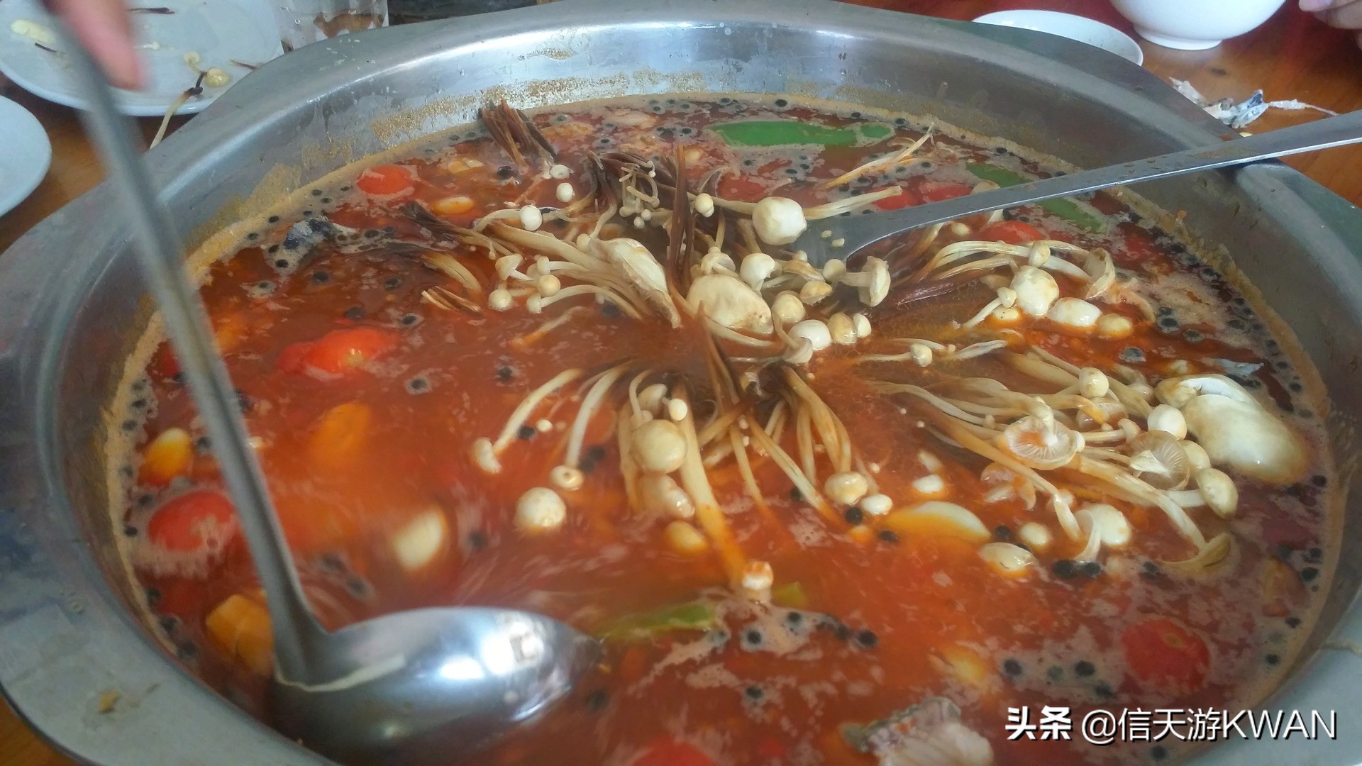 余秋雨关于西江千户苗寨的名句,西江千户苗寨以美丽回答一切