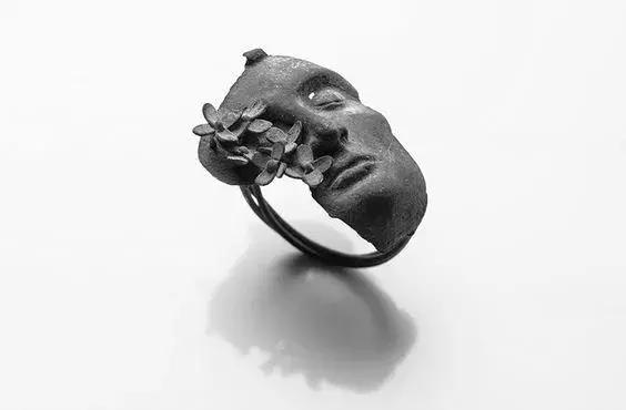 永远不要与市场作对,把握趋势就是未来的财富