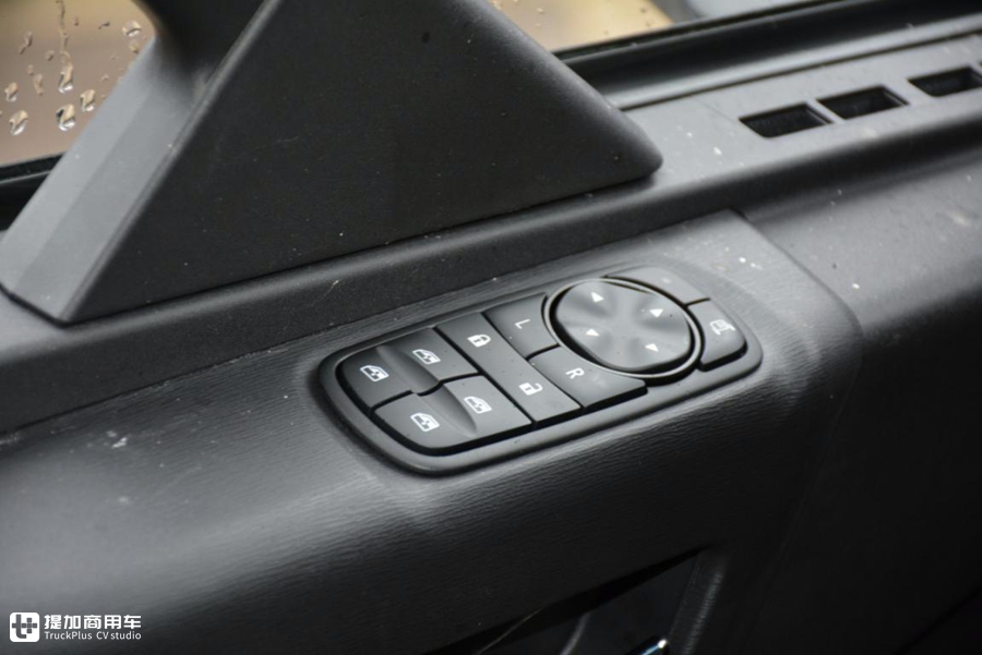 新东风天龙kl怎么样,2017款东风天龙kl9.6配置介绍