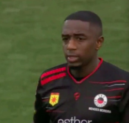 球场上种族歧视怎么处罚,球场上呼吁不要种族歧视