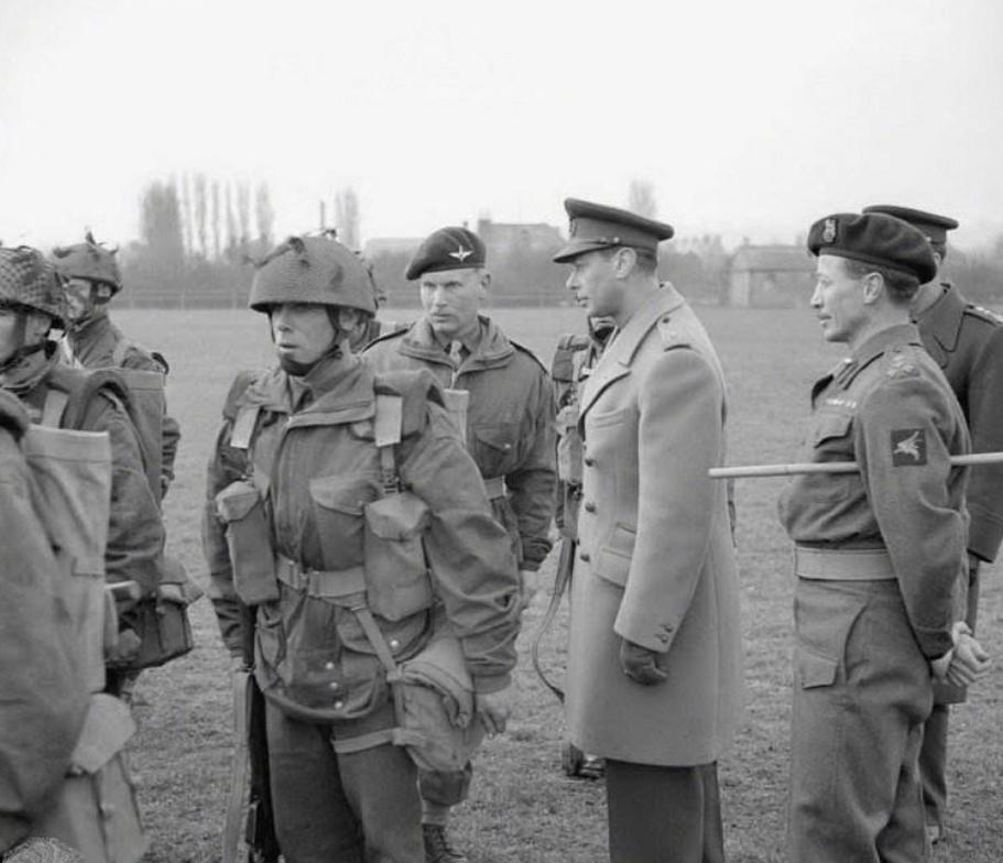 英国伞兵跳伞失控,英国伞兵跳伞事件