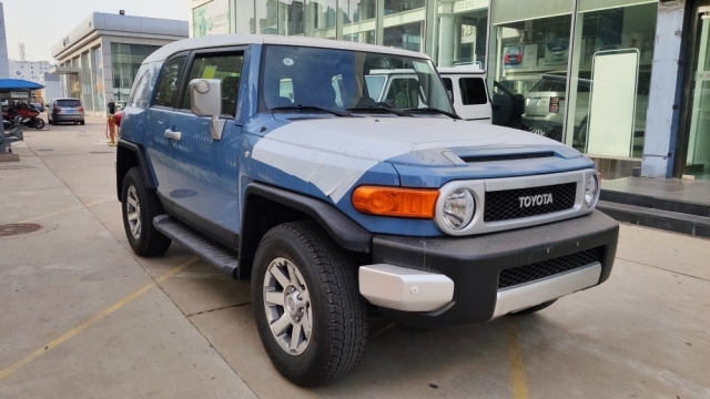 途乐兰德酷路泽雷克萨斯谁耐开,途乐酷路泽中东价格