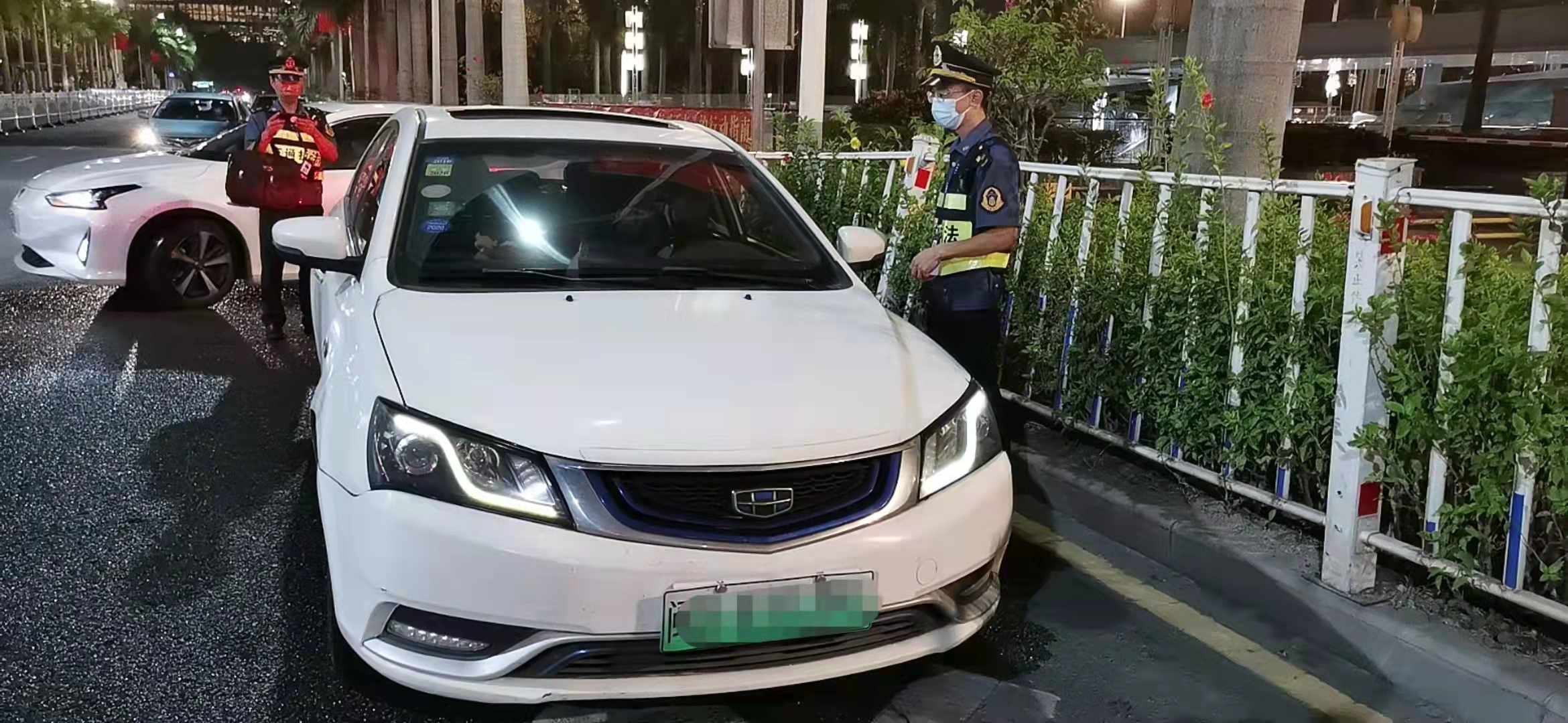 网约车违规巡游揽客的处罚,厦门非法网约车