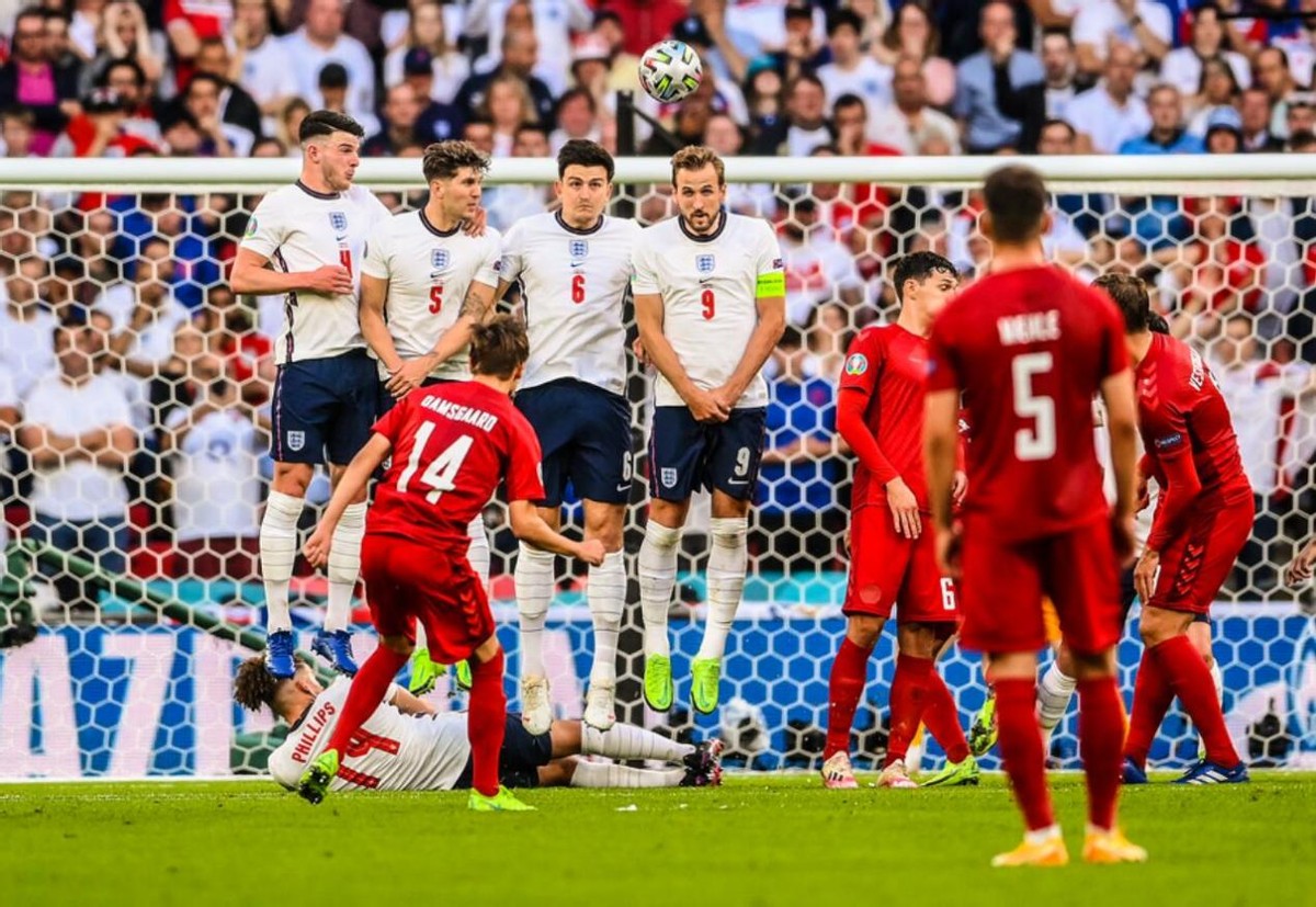 欧洲杯再创辉煌,欧洲足坛00后小妖