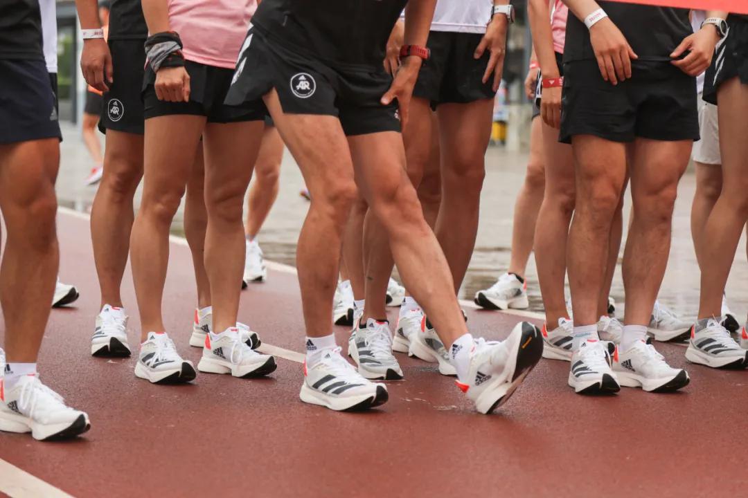 adidasadizeroadiospro2价格,adidasadizeropro2.0深蓝