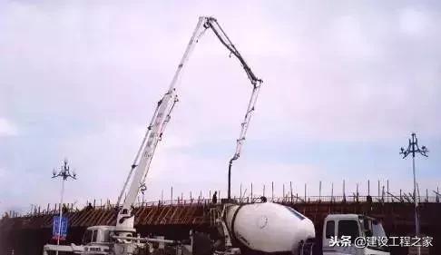 混凝土堵管的泵工处理方法,泵送砼堵管的原因及解决方法