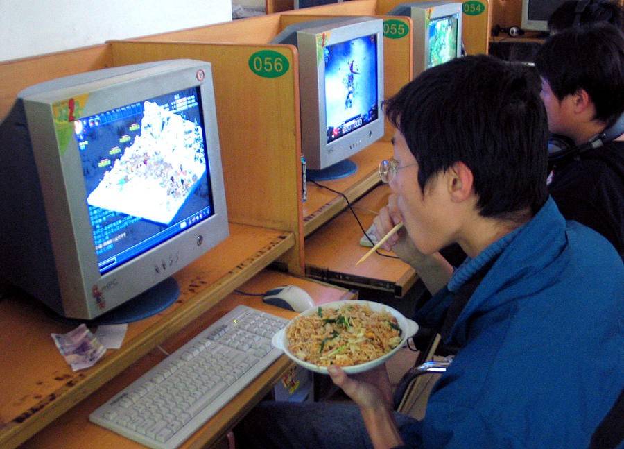 中国电竞和韩国电竞的区别,在中国电竞比足球更受欢迎