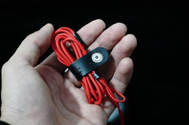 厉害！这个上海宁做的一副耳机，竟然……让手机提升了N倍的音质