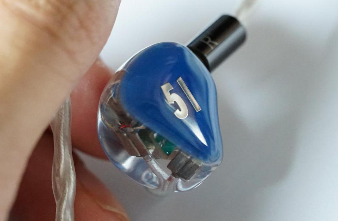 索尼ier-z1r手机能推吗,索尼ierz1r价格坚挺