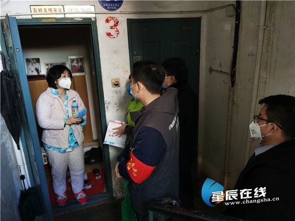 防疫冠状病毒绘黑白画报,暖心画报抖音