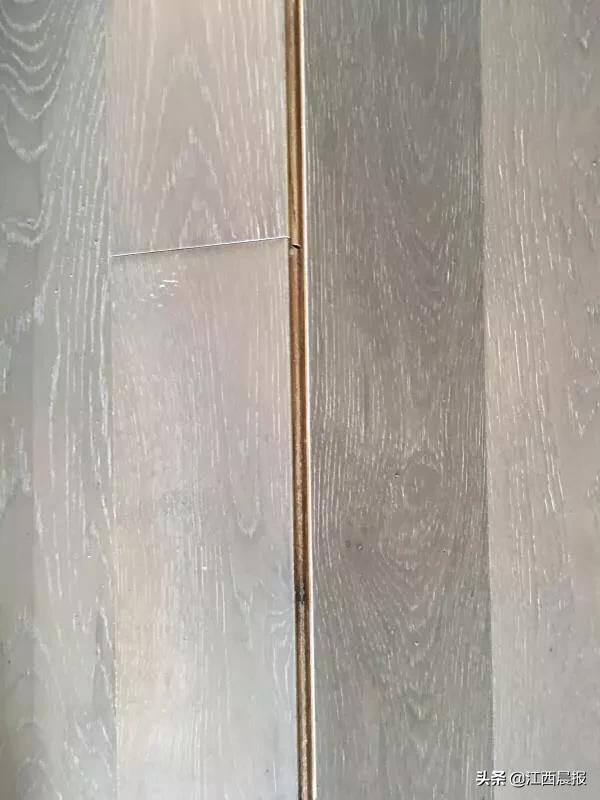 实木地板变形了怎么办,实木地板有点变形正常吗怎么修复