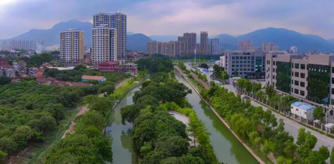 我市两镇获评国家卫生乡镇,争创省级卫生镇