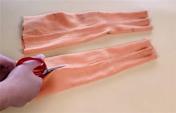 旧毛衣怎么改马桶垫,旧毛衣改造马桶垫方法