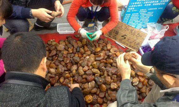 珠宝清仓是真货吗,珠宝批发市场的珠宝是真的么