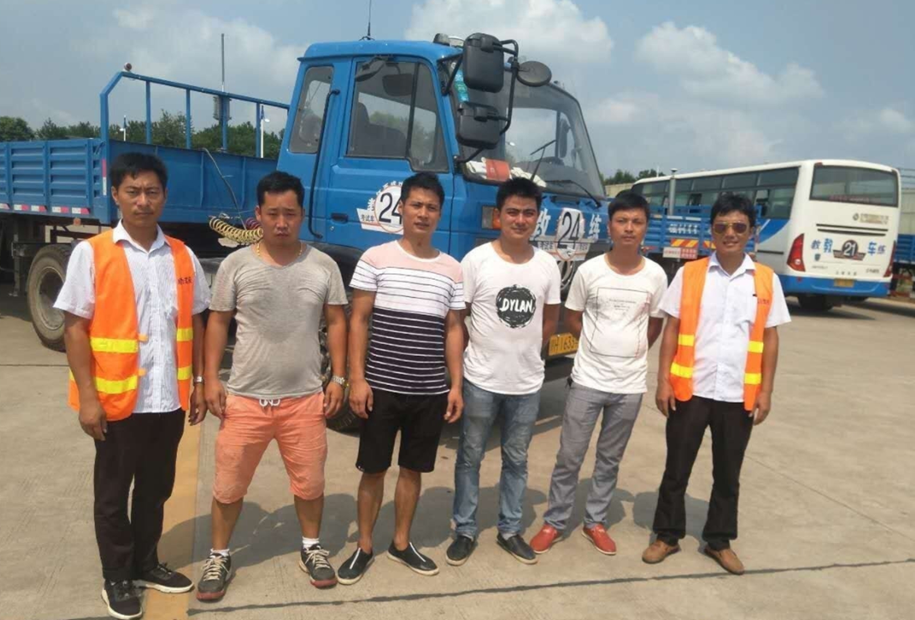 a2驾照是轿车吗,a2驾照相当于什么大学文凭