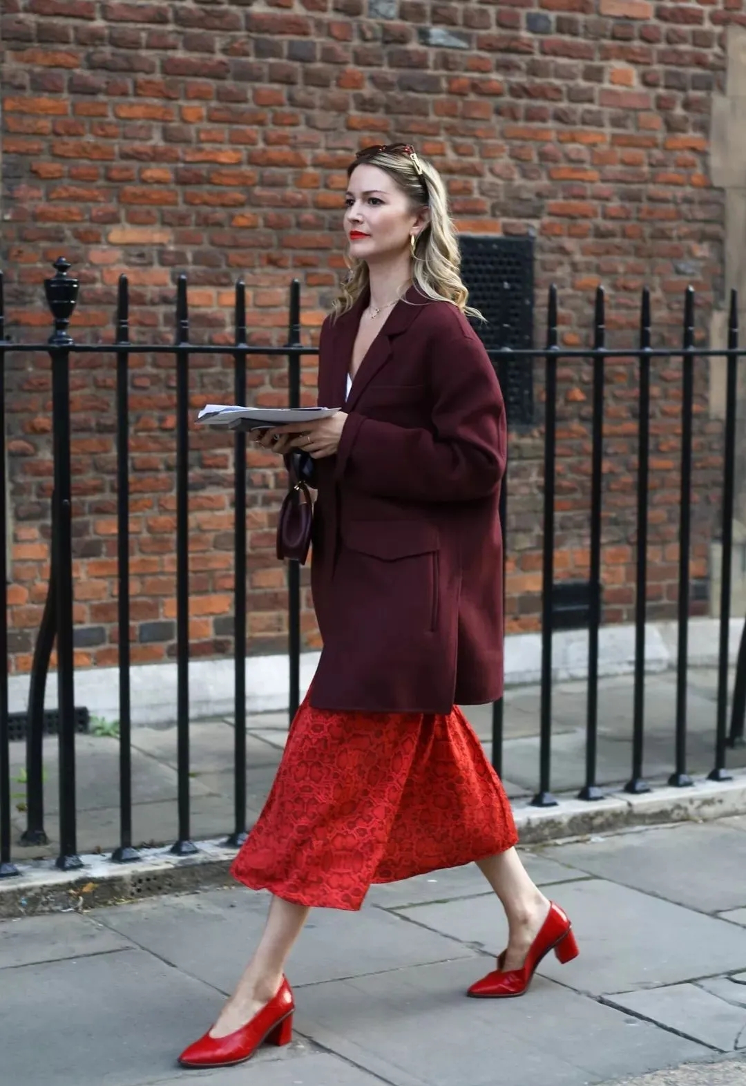 旗袍鞋子百搭款不累脚,什么鞋子最舒服耐穿百搭