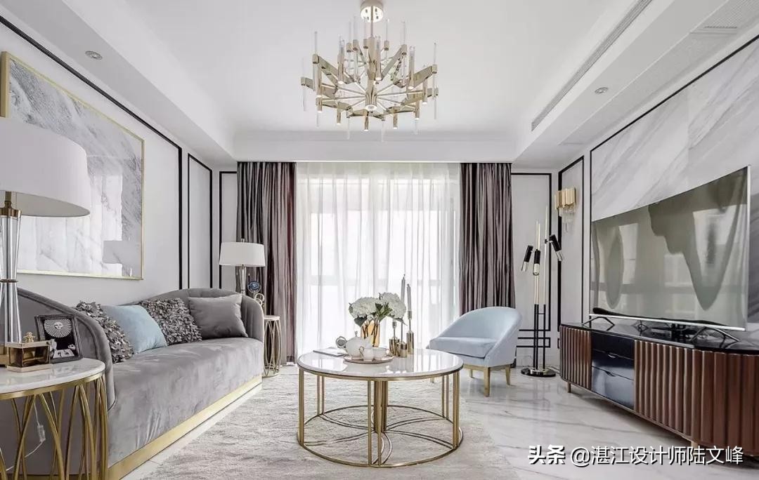 大理石瓷砖永不过时的地砖颜色,有大理石纹的浅灰色瓷砖