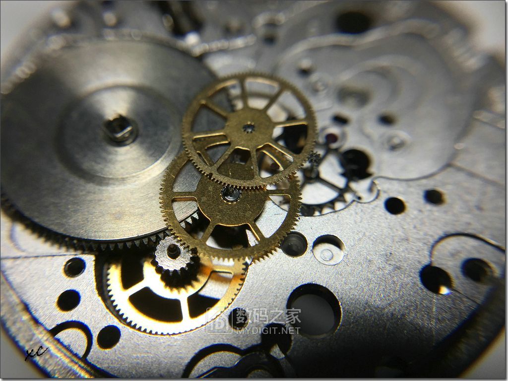 美度贝伦赛丽m8690真假对比图,美度贝伦赛丽m8690哪年上市的