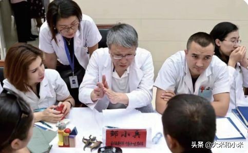 邹小兵谈自闭症和感统失调的区别,邹小兵谈轻微自闭症孩子的特征