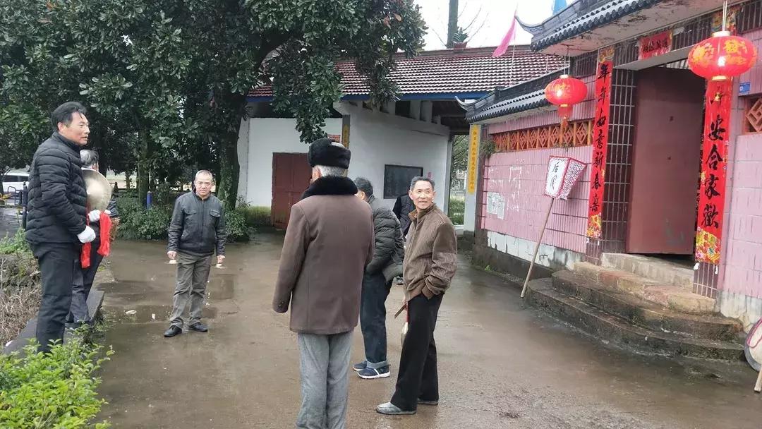 龙灯什么时候开始玩的,今年的龙灯为什么这么多