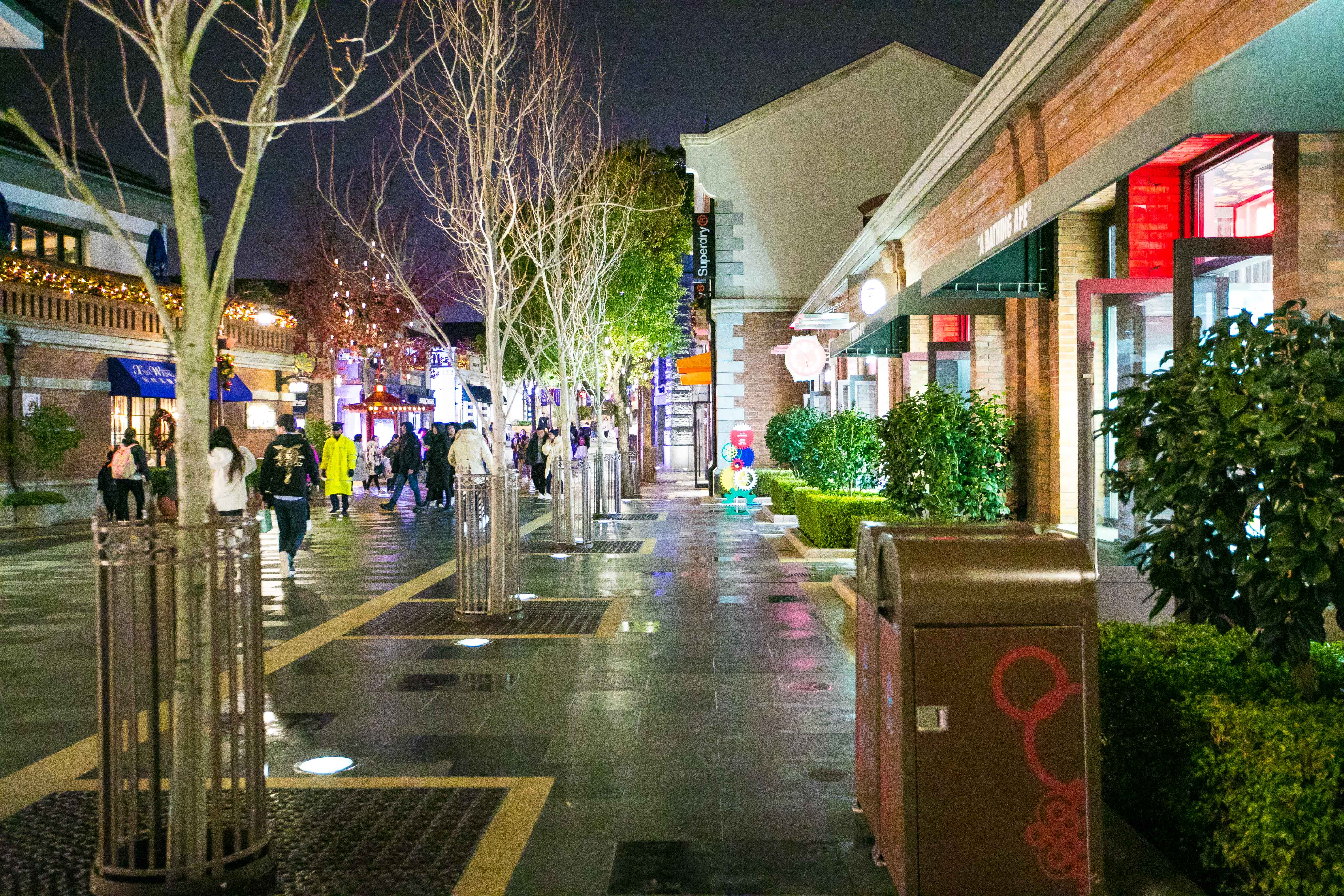 去上海迪士尼住哪儿性价比高,上海迪士尼住宿游玩攻略