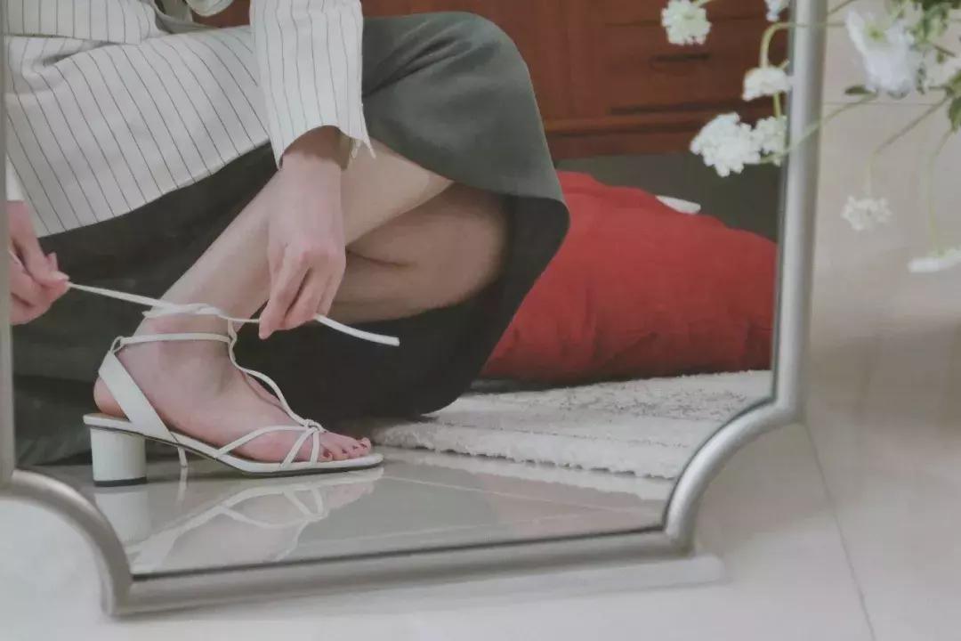 凉鞋平价舒适不累脚百搭,美鞋新款平跟单鞋凉鞋