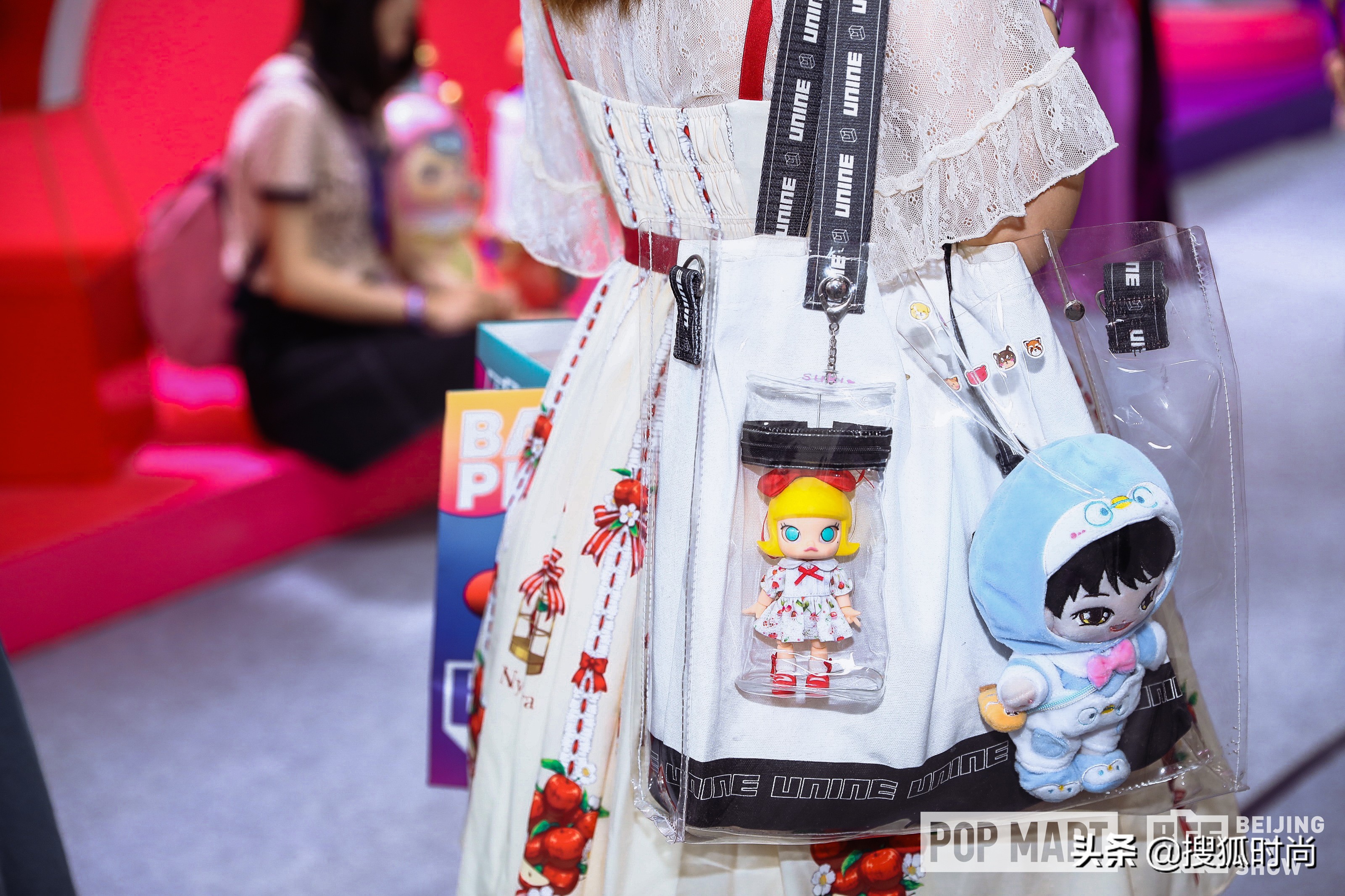 与其眼巴巴看黄晓明因玩具上热搜，不如跟我逛逛京城最潮玩具展