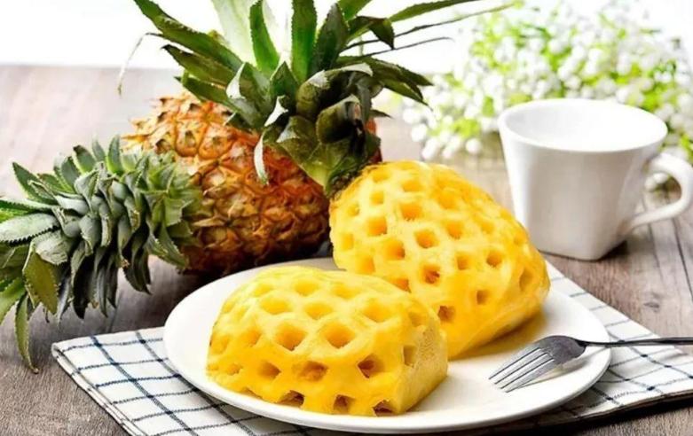 菠萝怎么泡才不涩,怎么泡菠萝才能让菠萝从酸变甜