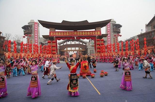 李子柒是四川绵阳平武哪里的人,美食旅游景点推荐博主