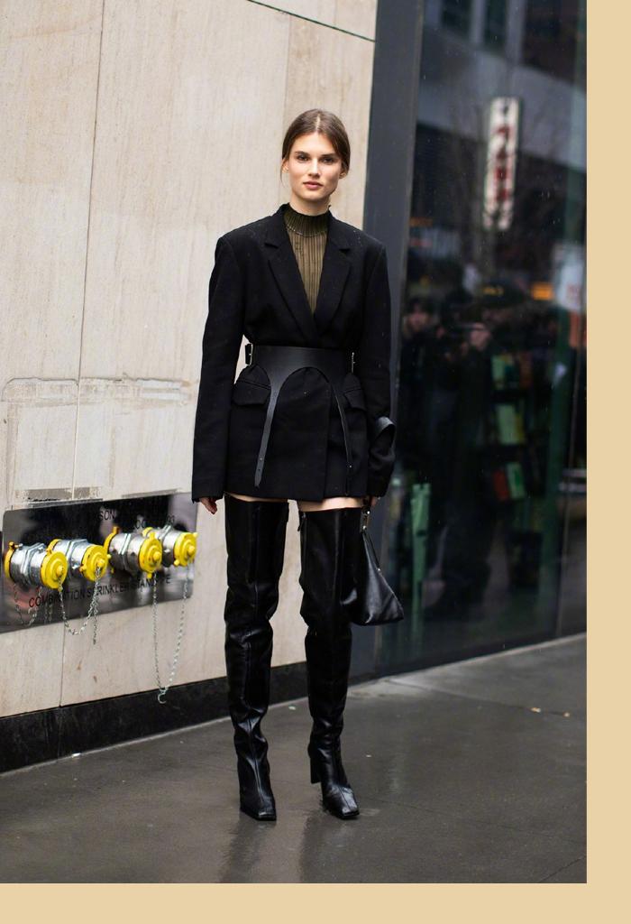 大脸女孩秋冬怎么穿？教你4个穿搭小技巧，不减肥也能穿出小V脸