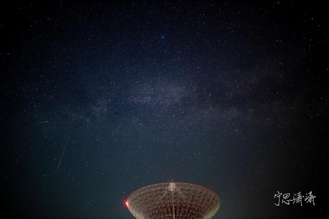 微单相机与单反相机有何区别 (单反无反微单三种相机的区别)