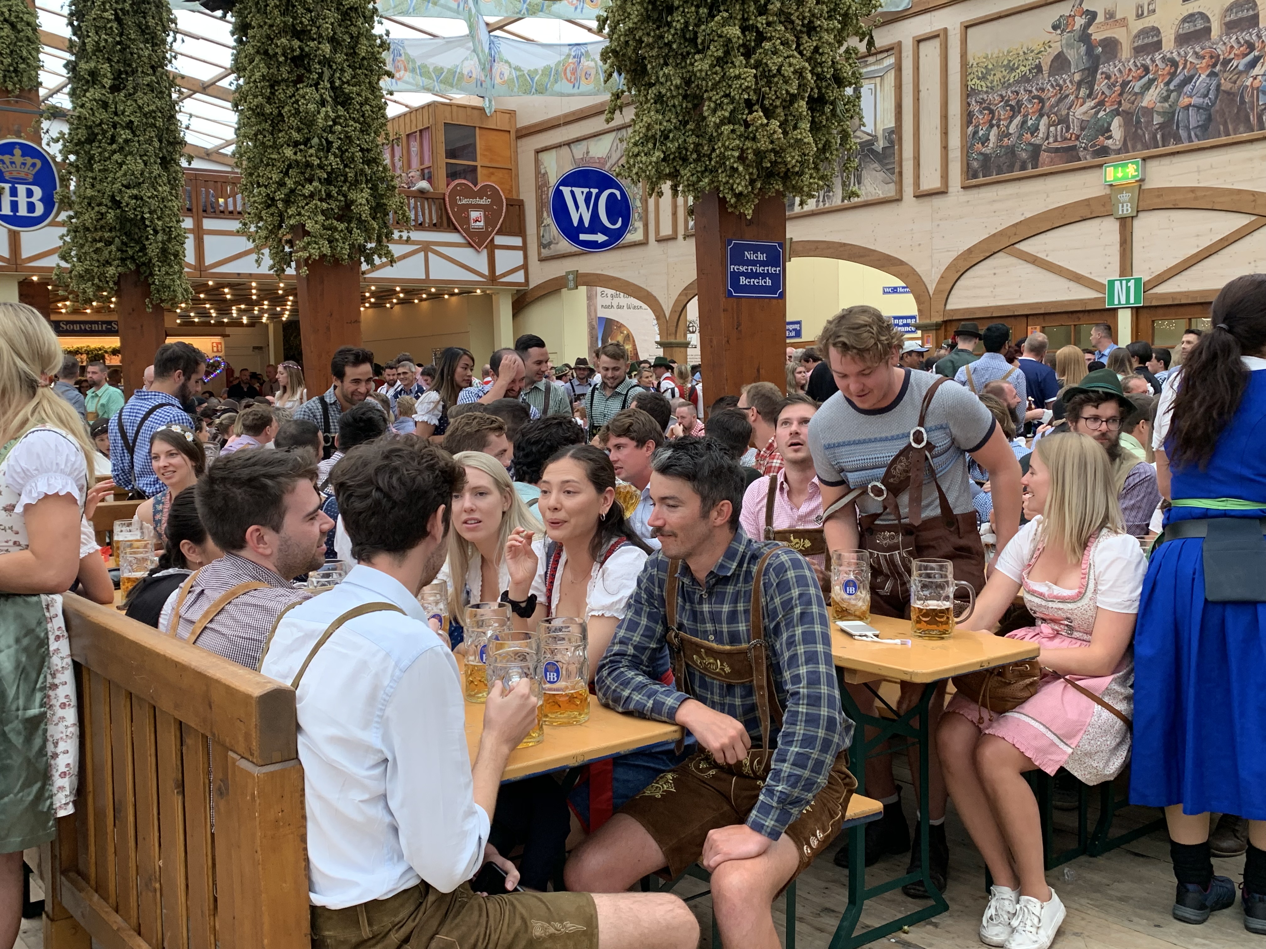 在海外开银行账号难,国内公司可以在国外开银行账号吗