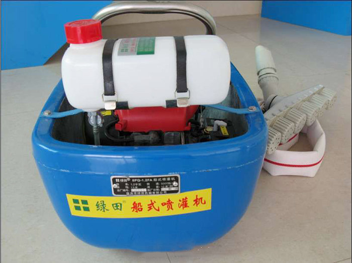 西美喷灌机和华源喷灌机哪个好 (指针喷灌机和平移式喷灌机)
