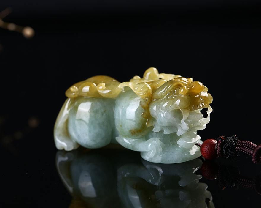 翡翠貔貅分公母，越凶越有深意，造型不同寓意亦不同