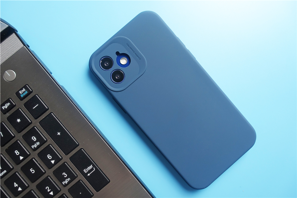 这手机壳太有安全感了,这手机壳一看就防摔