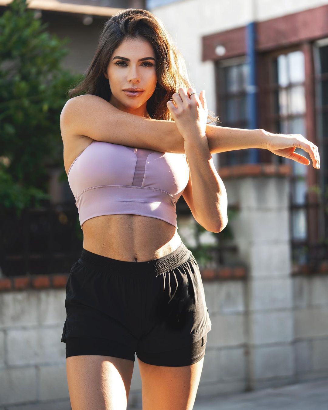 大肚腩8块腹肌训练方法,六块腹肌女性