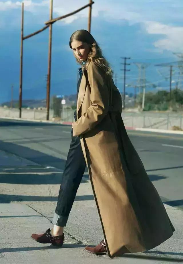 秋天买什么颜色风衣,冬天怎么挑选风衣