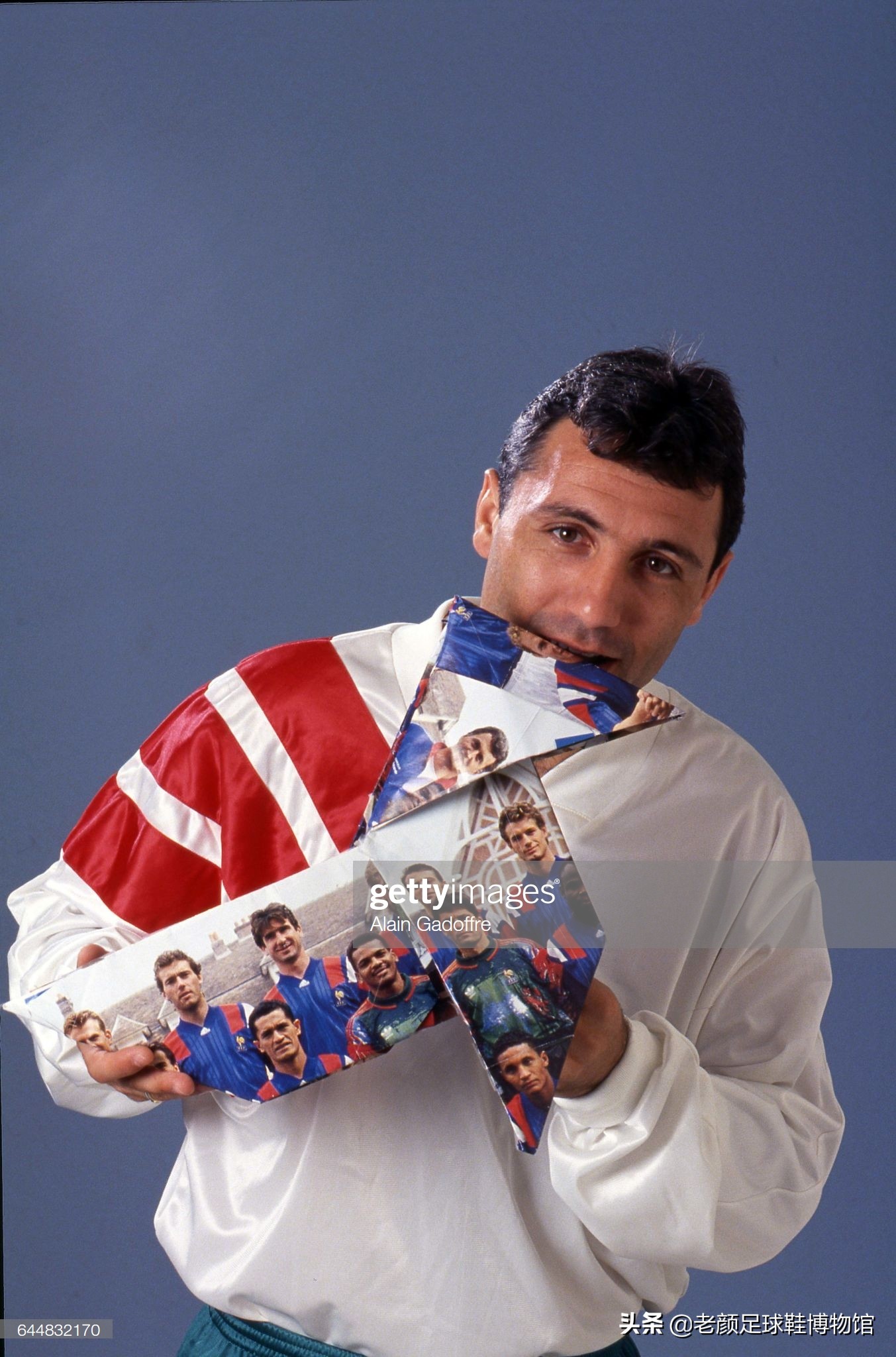 脾气最火爆的巴萨巨星，脚踩皇马球衣和裁判的脚，曾被终身禁赛