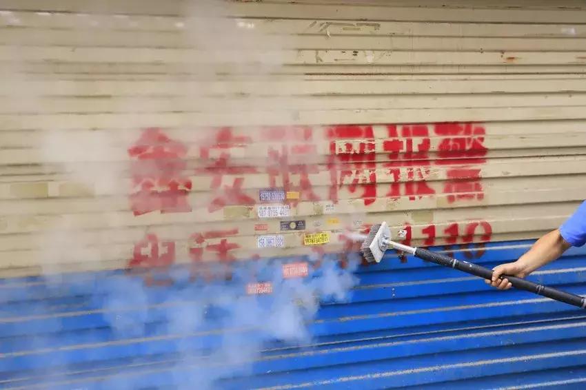 今天，就是要“盘”这些蒙自的城市“牛皮癣”