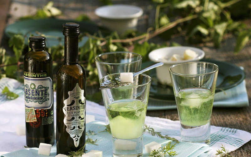 能致幻的都是有毒的吗,现在市面上还有致幻的东西吗