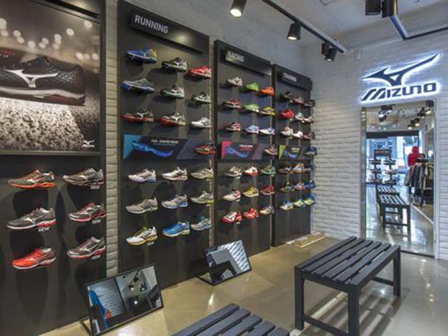 低调的跑步鞋,低调的中国牌子鞋