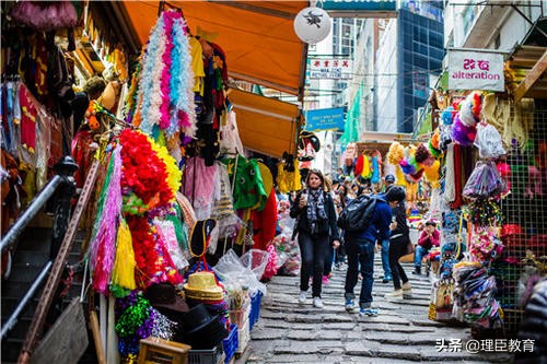 地摊卖什么最火新手摆地摊教学,新手怎样入门摆地摊卖什么最火
