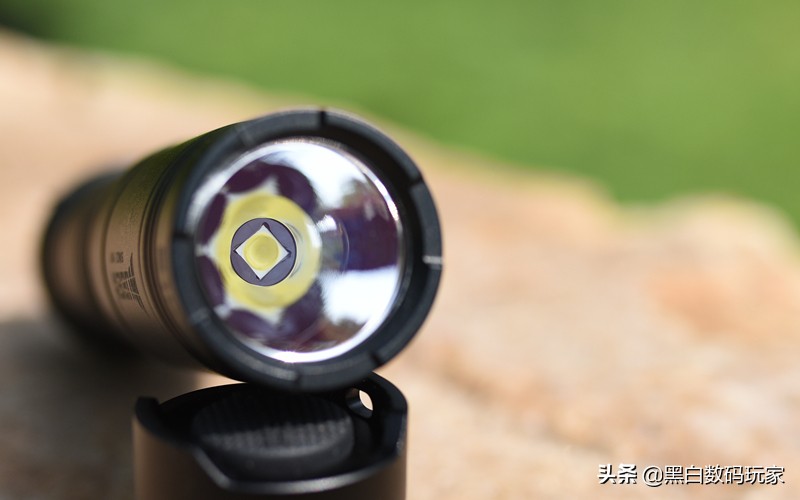 手中的EDC不能少了WUBEN务本E10