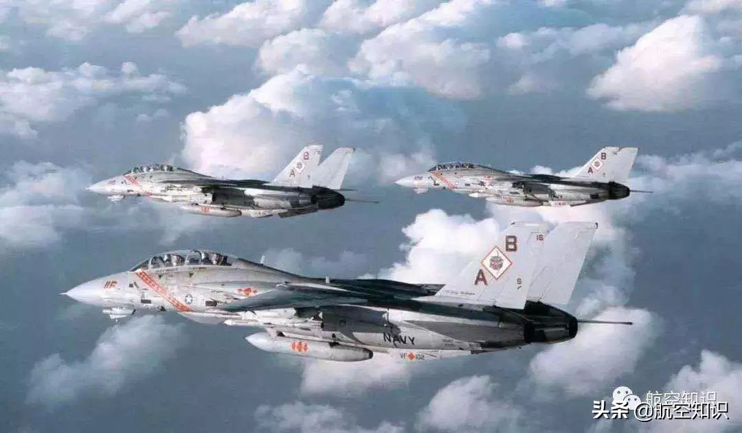 美国f14雄猫战斗机视频,最后的f-14雄猫战斗机