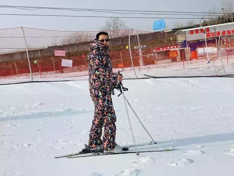 临沂茶山滑雪场地推荐,魅力冰雪之旅