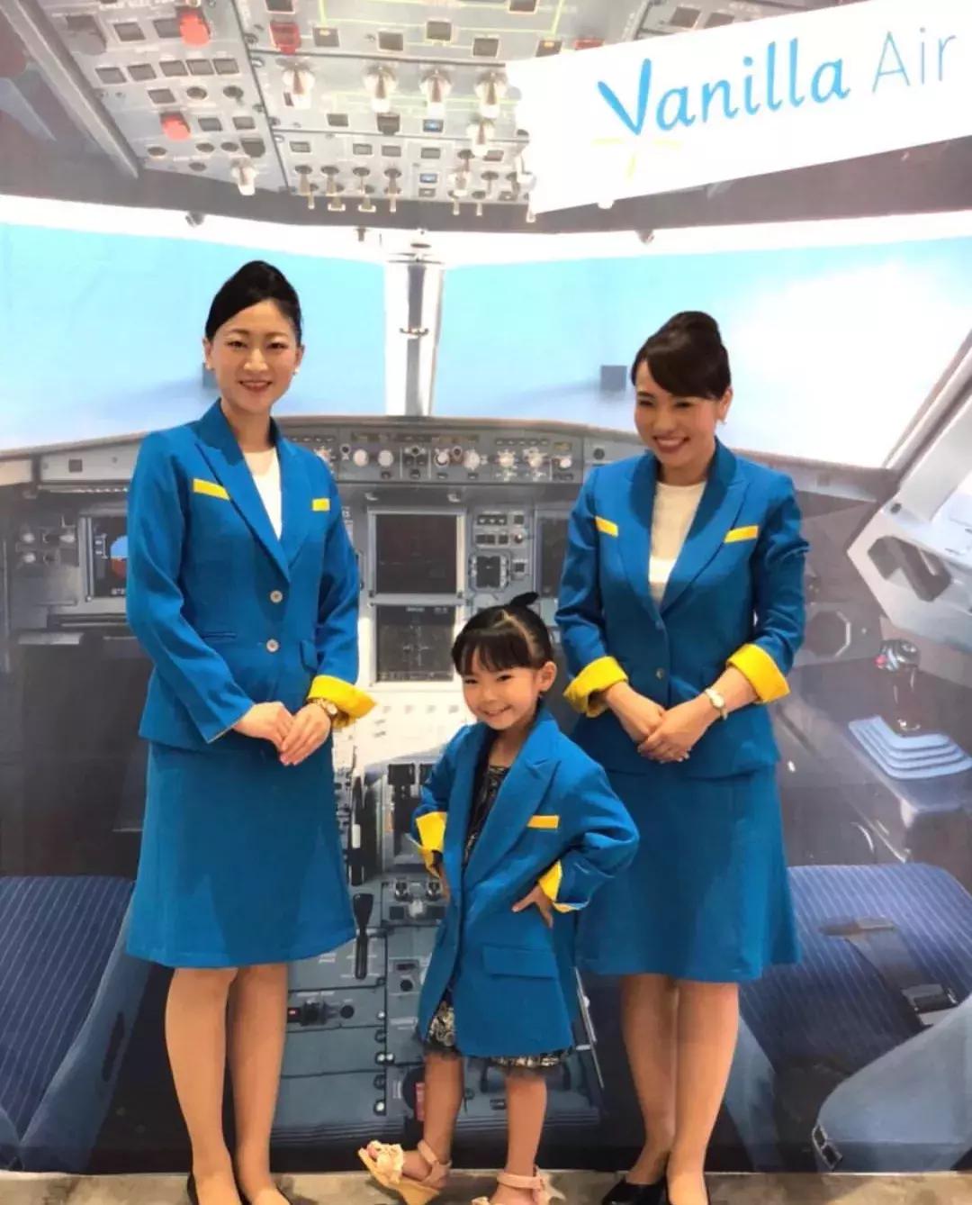 日本全日空航空空姐制服,日本各个航空空姐制服