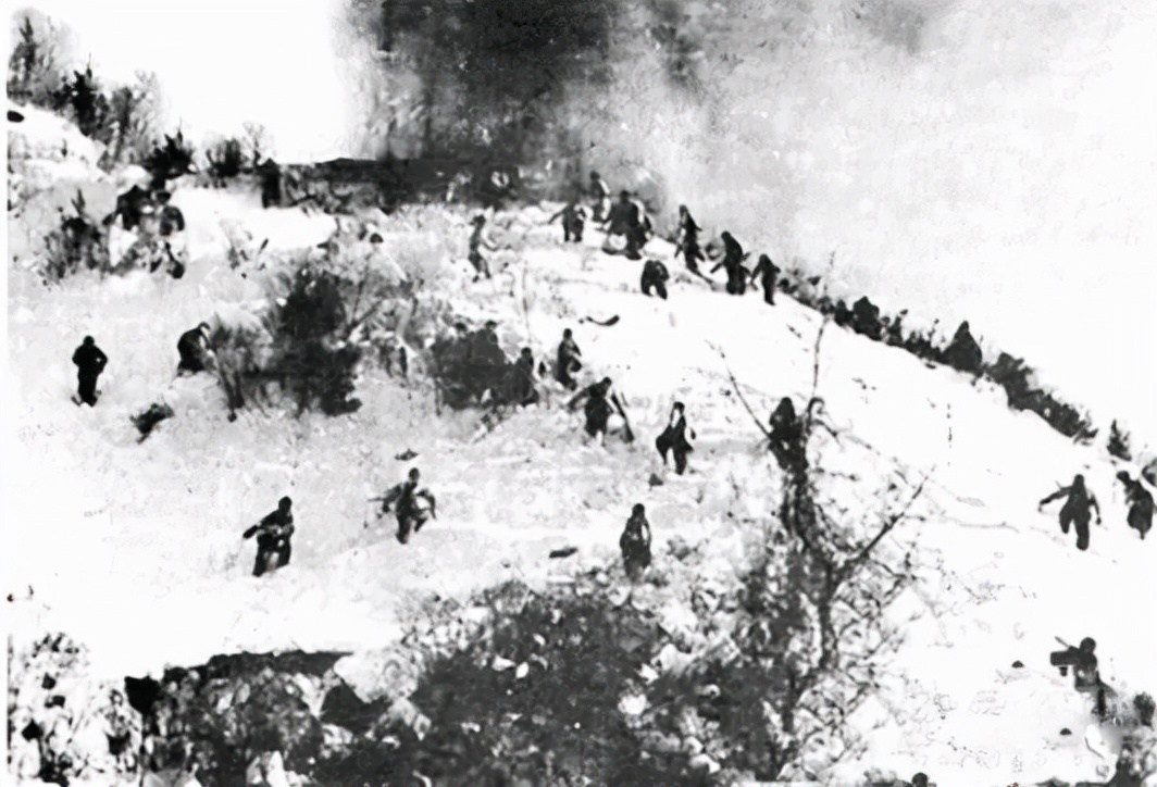 罗援将军:独有英雄驱虎豹更无豪杰怕熊罴,“新兴里战斗模范连”