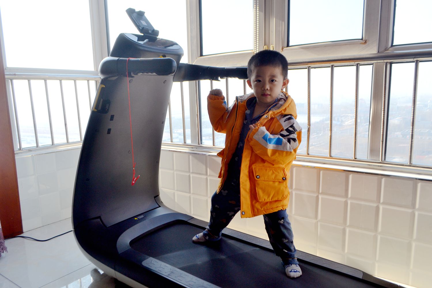 野小兽p30智能跑步机测评,野小兽p30跑步机开箱视频