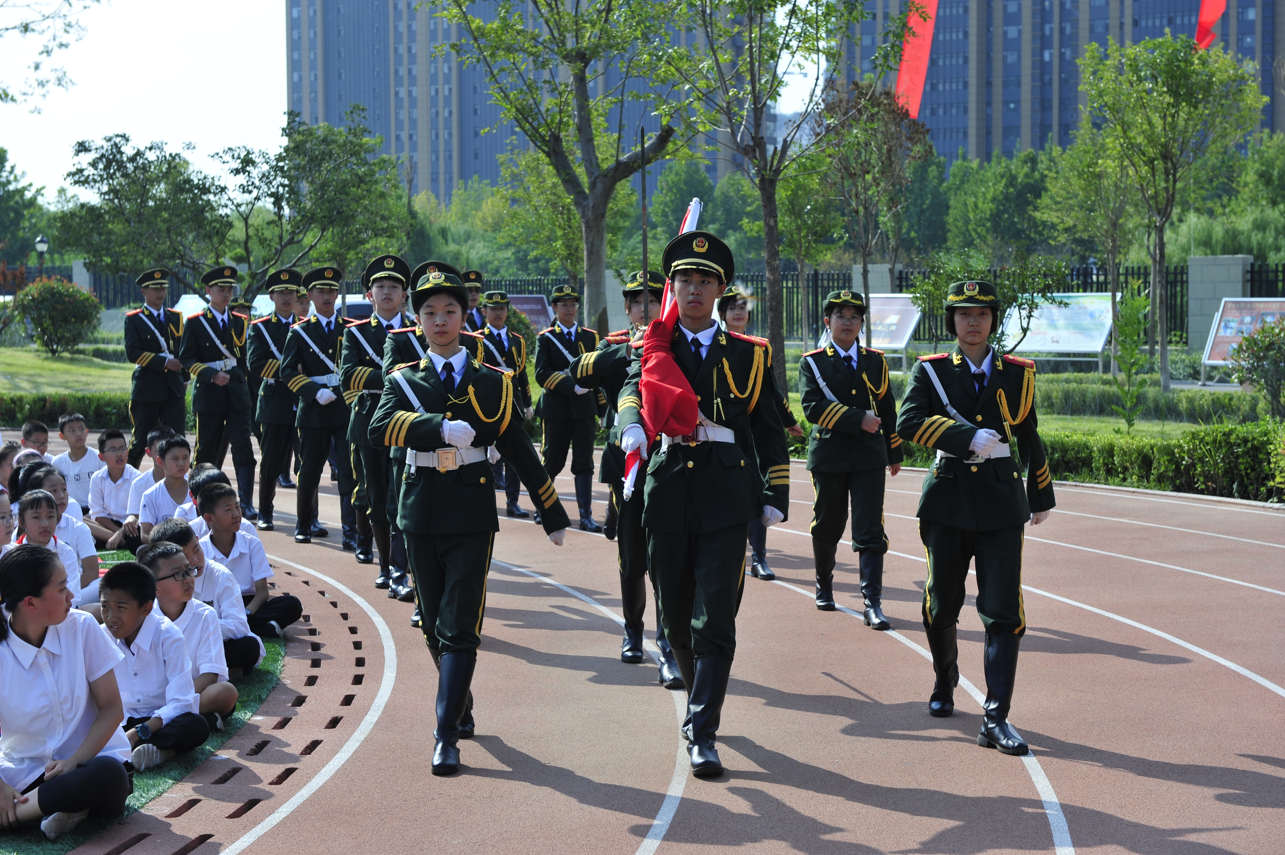 家国情、文明行、根脉传!潍坊高新金马公学举办不一样的开学典礼