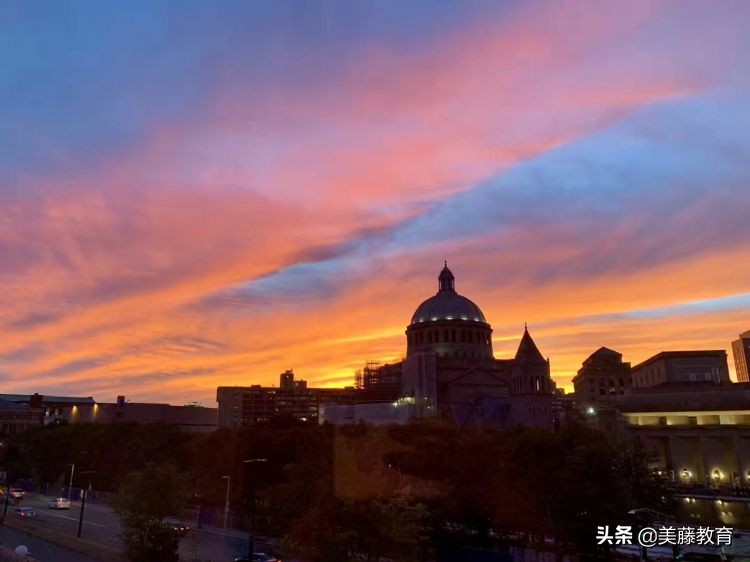 多名留学生在美国被遣返,被美国海关遣返的留学生谁负责